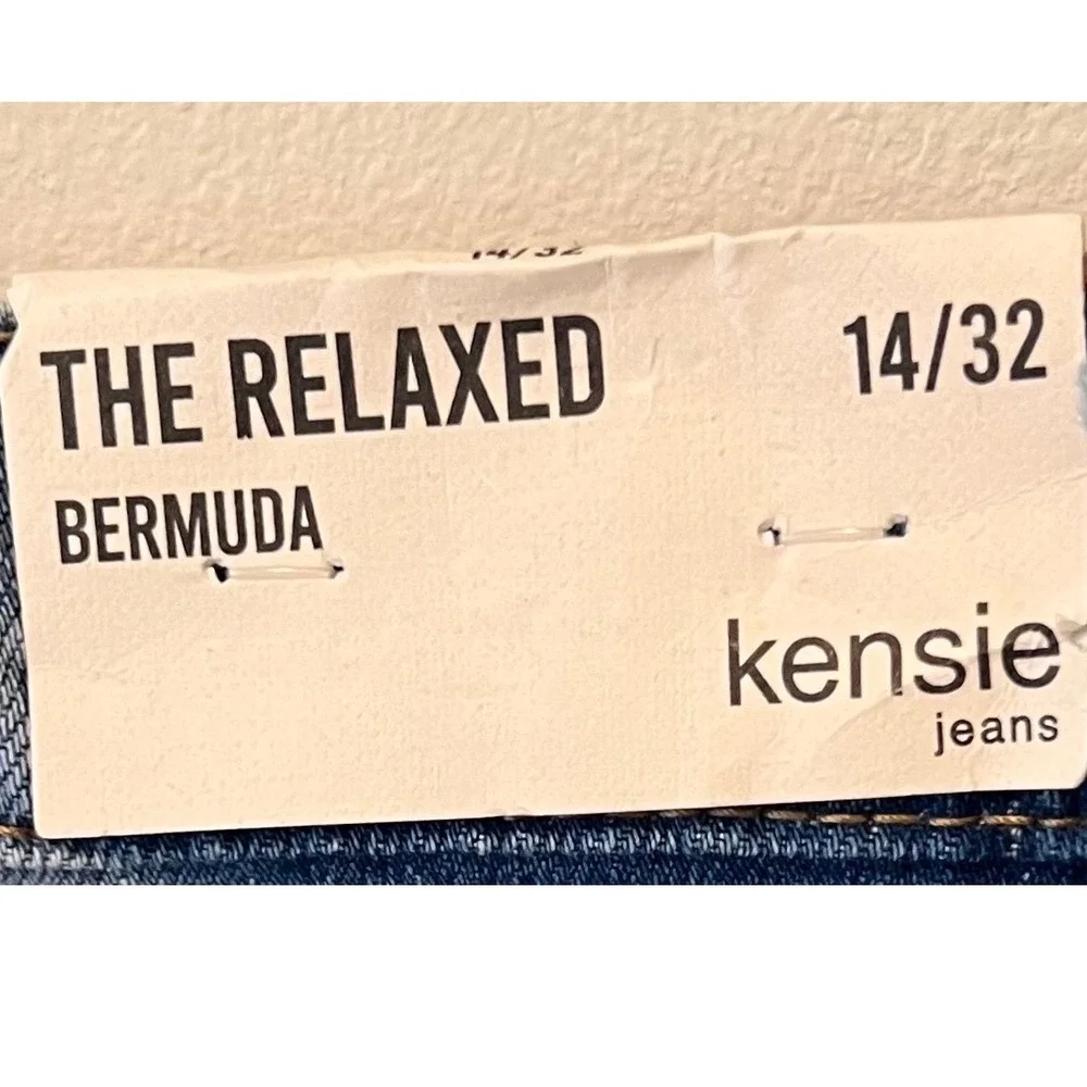Kensie Jeans The Relaxed Bermuda Shorts Retro Luxe Stretch 14/32